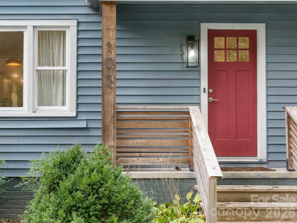 105 Robinson Avenue, Brevard, NC 28712
