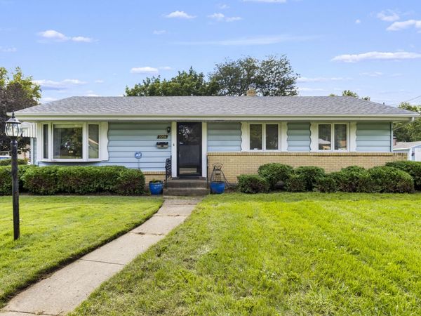 2206 Halsted Road , Rockford, IL 61103