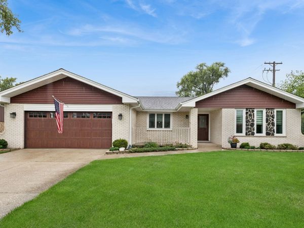 12006 Forestview Drive, Orland Park, IL 60467
