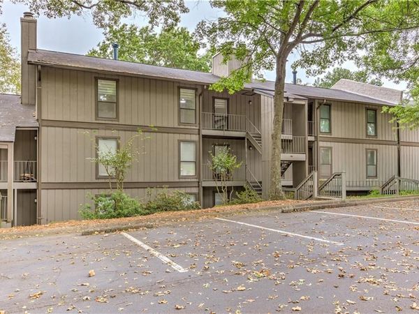 107 Cedar Court SE, Marietta, GA 30067