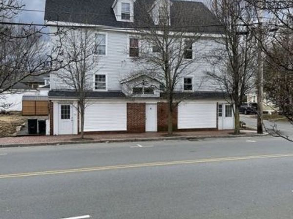 8-10 School St, Amesbury, MA 01913