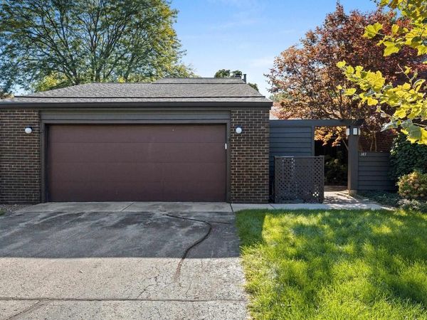 143 WEBSTER HEIGHTS DRIVE, Green Bay, WI 54301