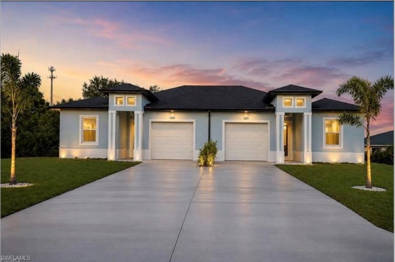 325 / 327 Gordon Ave S, Lehigh Acres, FL 33973 Photo