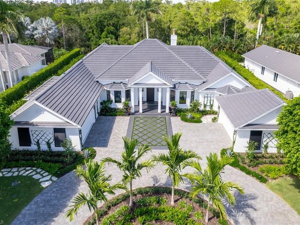 743 Saint Georges CT , NAPLES, FL 34110