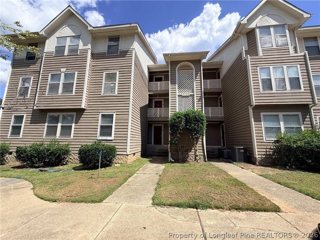 6768 Willowbrook Drive, Unit 5, Fayetteville, NC 28314 Main Photo