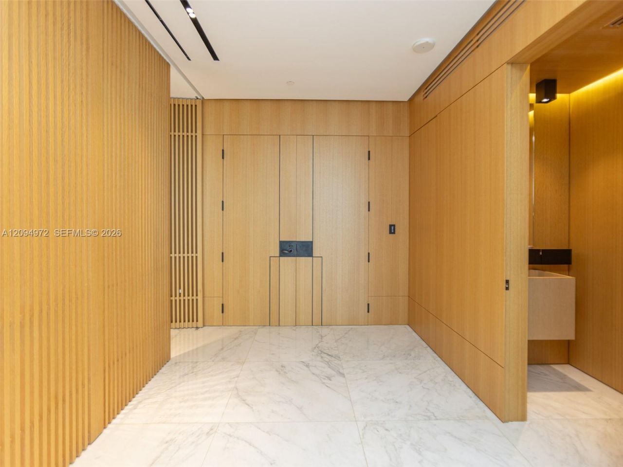 17475 Collins Ave, Unit 1602, Sunny Isles Beach, FL 33160 Photo