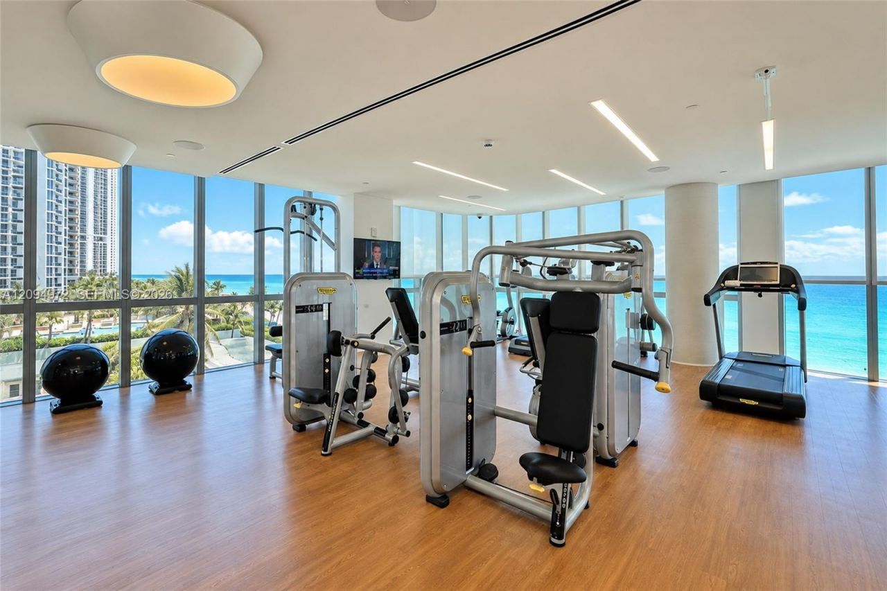 17475 Collins Ave, Unit 1602, Sunny Isles Beach, FL 33160 Photo