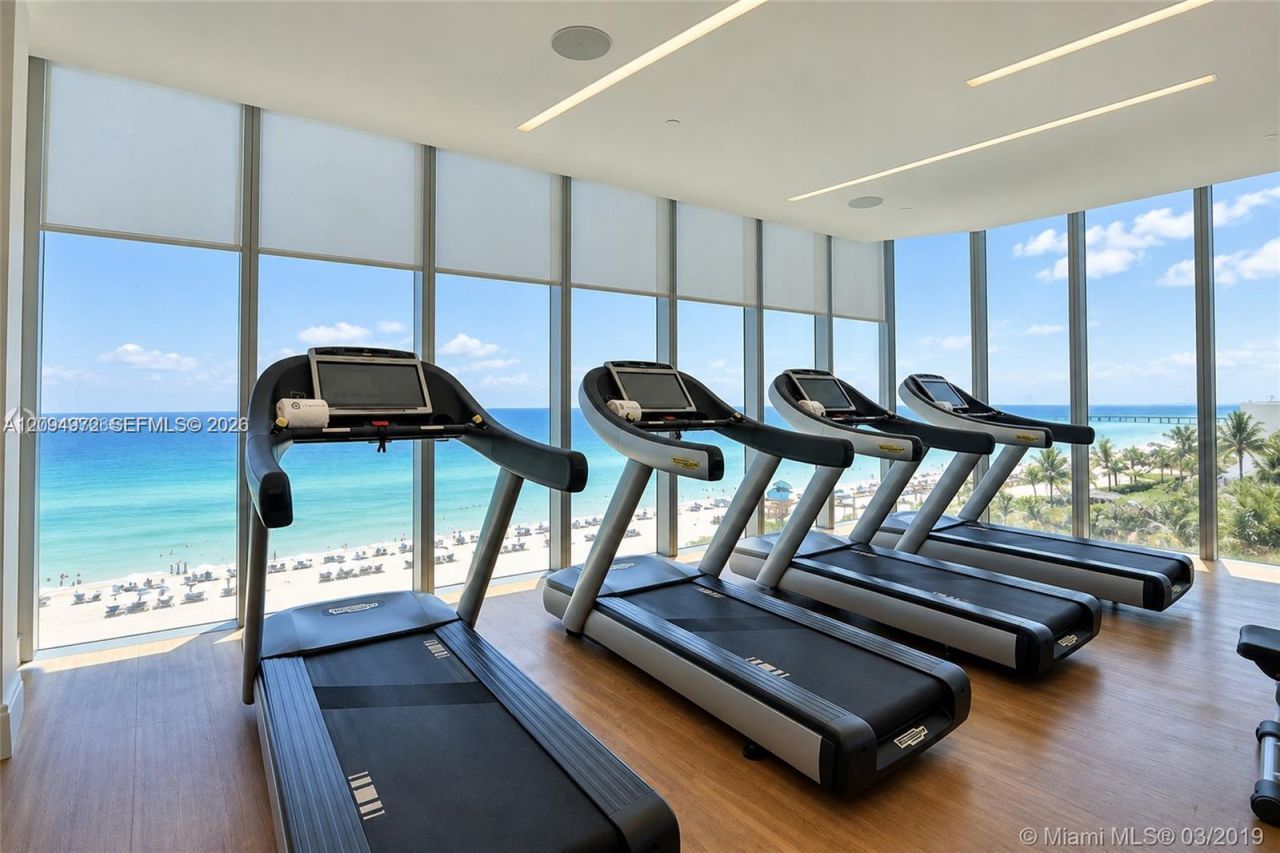 17475 Collins Ave, Unit 1602, Sunny Isles Beach, FL 33160 Photo