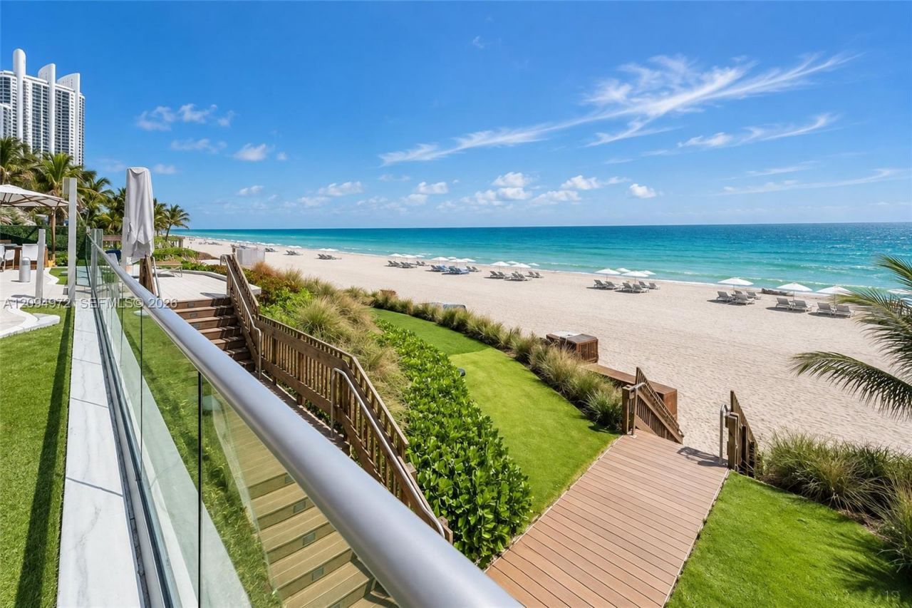 17475 Collins Ave, Unit 1602, Sunny Isles Beach, FL 33160 Photo