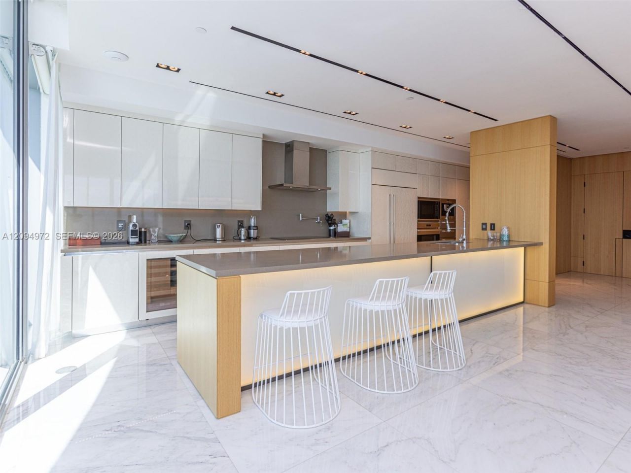 17475 Collins Ave, Unit 1602, Sunny Isles Beach, FL 33160 Photo