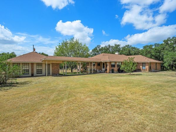 2852 Cedar Hollow RD, Georgetown, TX 78628