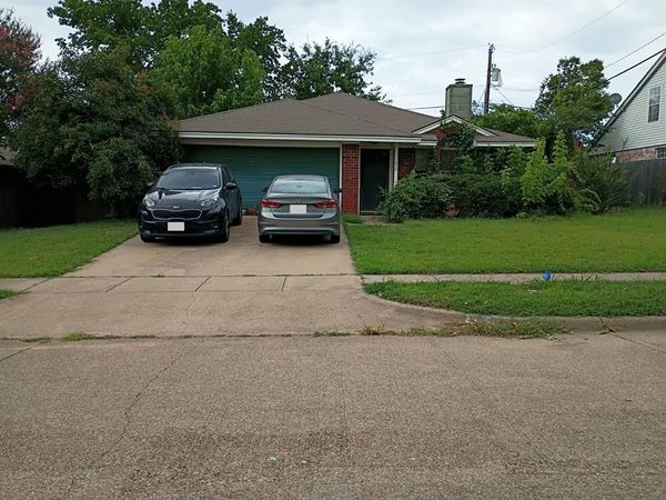 212 Saint James Place, Midlothian, TX 76065