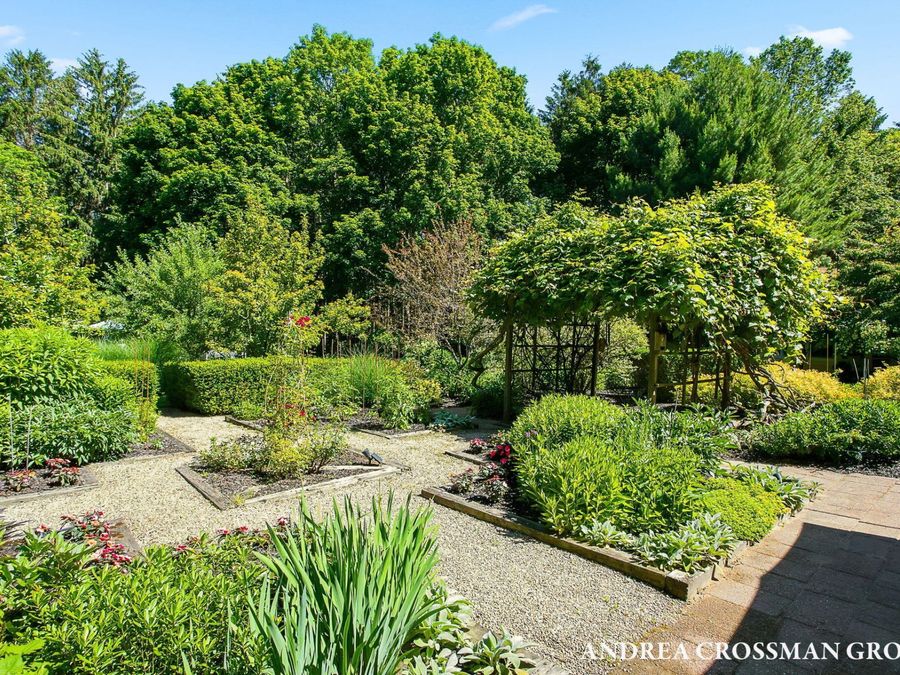 Property Image 103