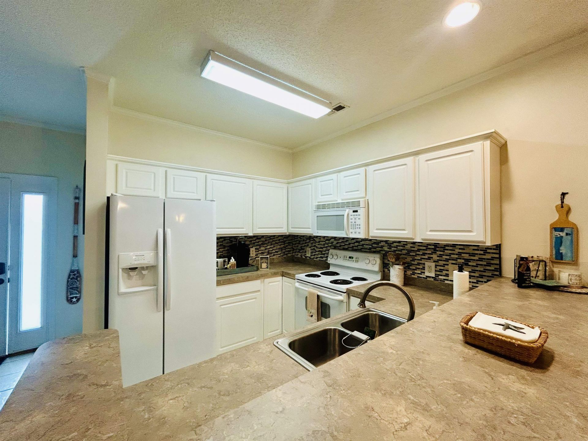 130 Scotch Broom Dr. Photo 7