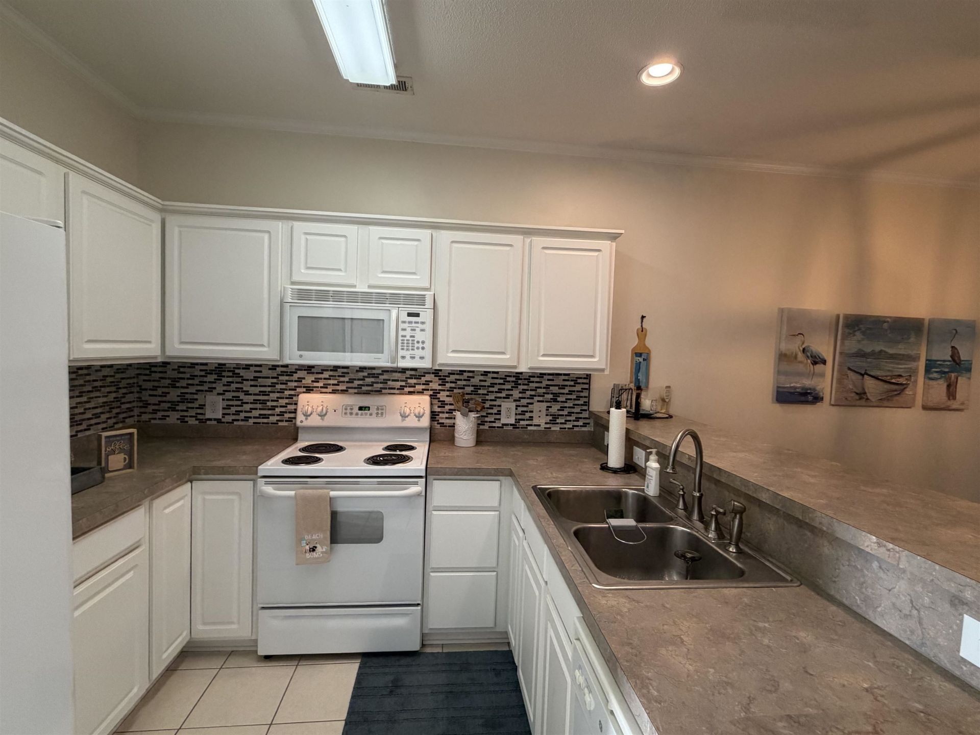 130 Scotch Broom Dr. Photo 9