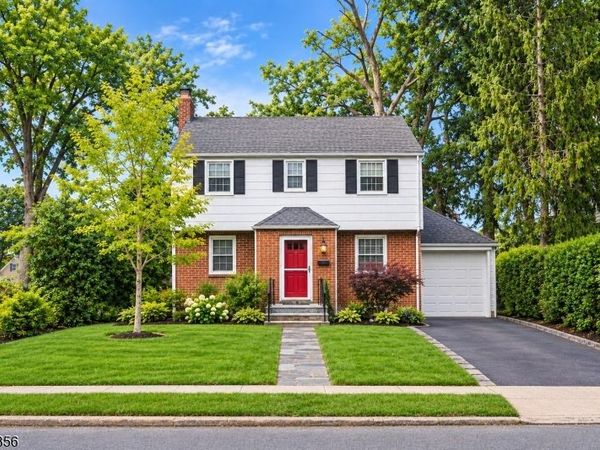 236 Ross Ave, Hackensack, NJ 07601
