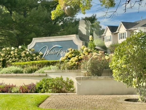 1133 Waterford Dr, Unit 33, Edison, NJ 08817