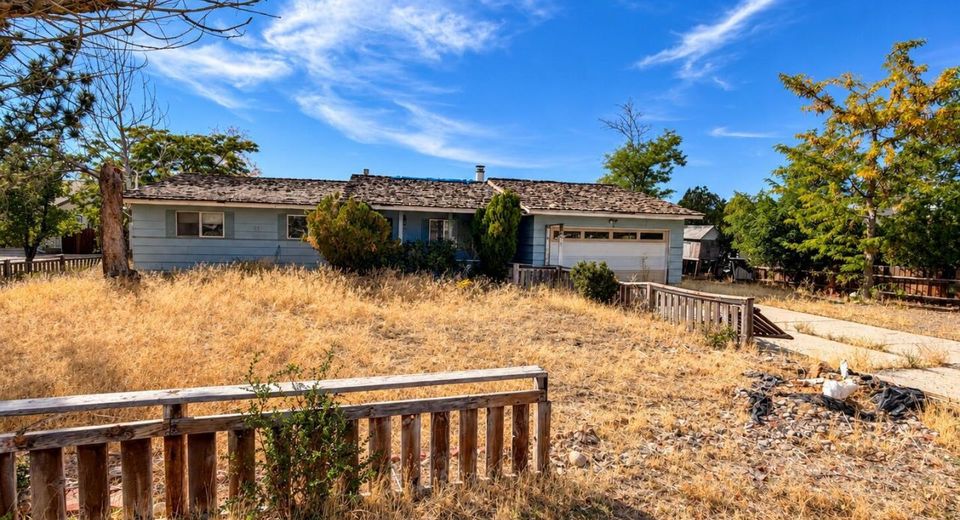 958 Arrowhead Drive, Gardnerville, NV 89460 Photo