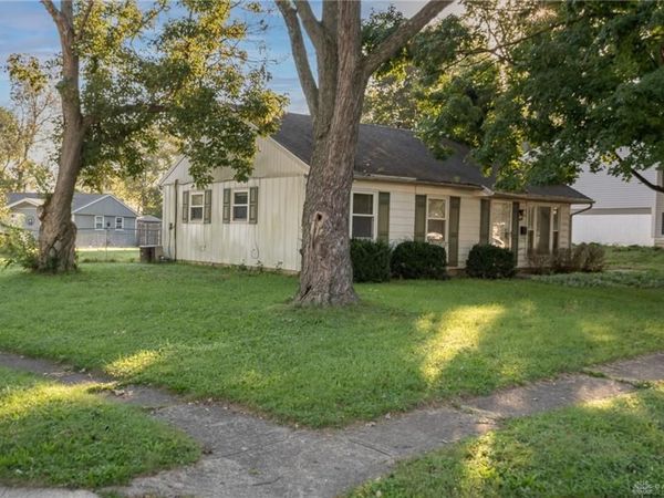 200 Tulip Drive, West Carrollton, OH 45449