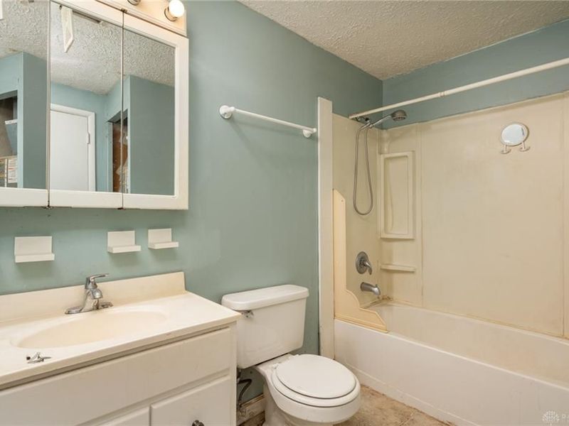 200 Tulip Drive, West Carrollton, OH 45449 Photo 24