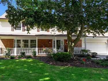164 Country Parkway, Amherst, NY 14221