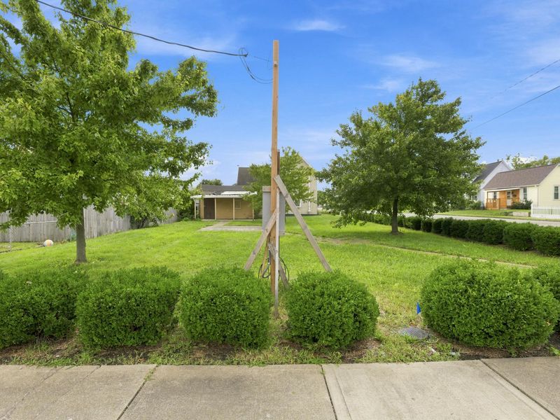 972 S Pickaway Street , Circleville, OH 43113 Photo 10