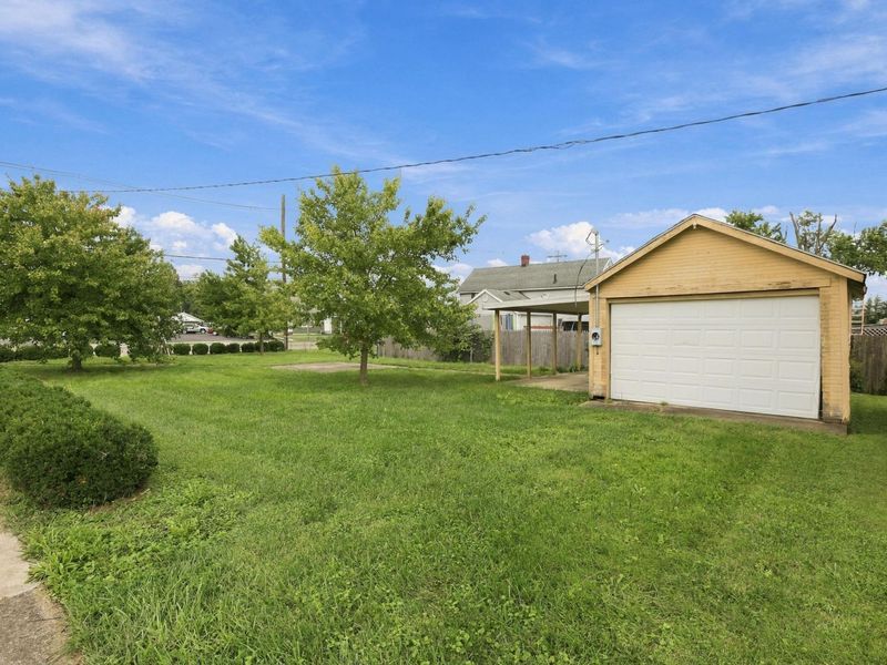 972 S Pickaway Street , Circleville, OH 43113 Photo 7