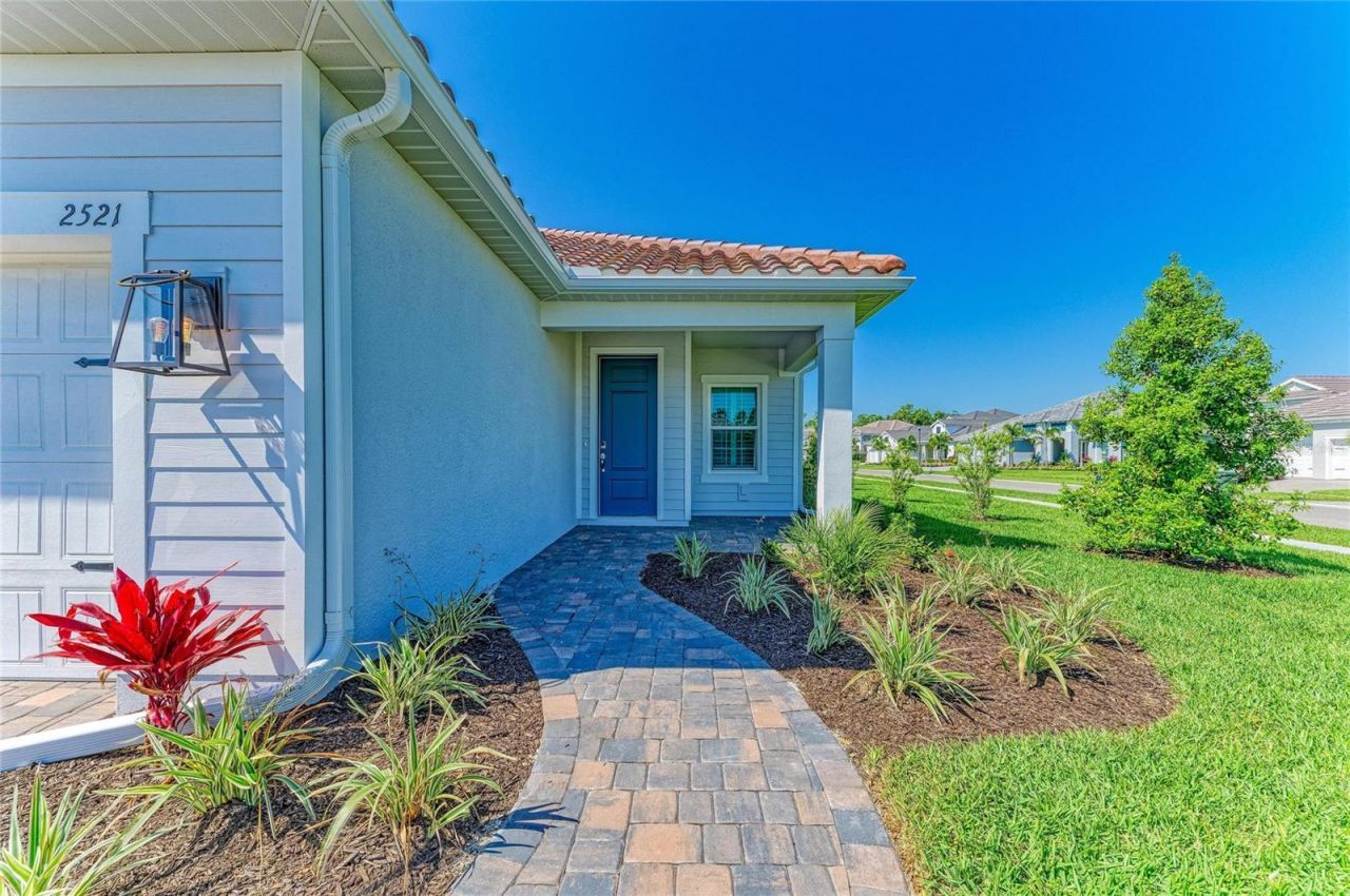 2521 Star Apple Way, Sarasota, FL 34240 Photo