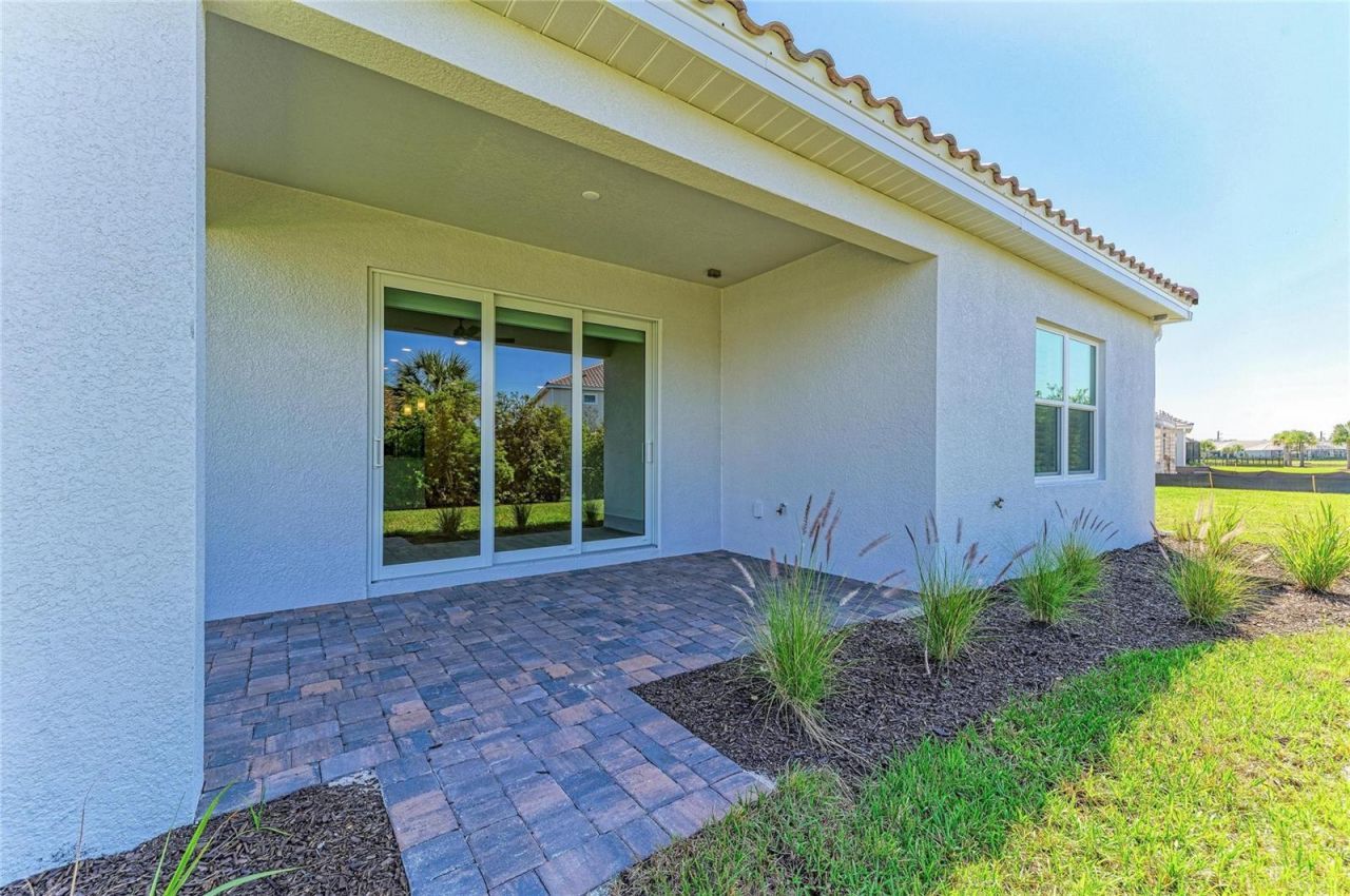 2521 Star Apple Way, Sarasota, FL 34240 Photo