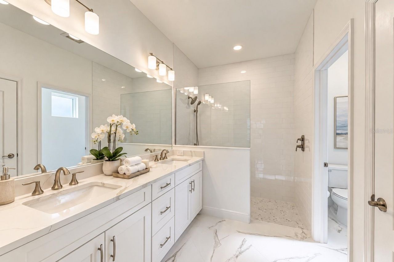 2521 Star Apple Way, Sarasota, FL 34240 Photo