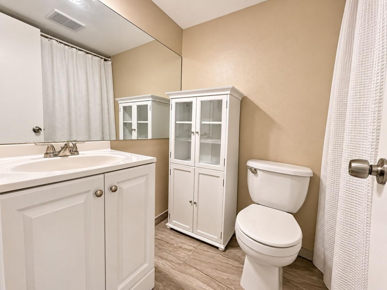 7385 W Sunrise Boulevard, Plantation, FL 33313 Photo