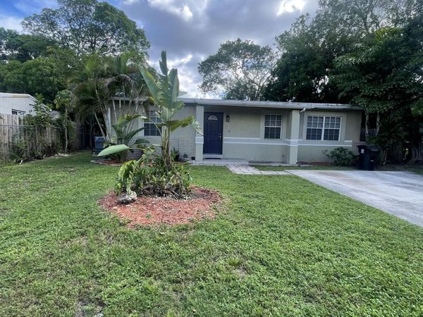 1036 NW 11TH Place, Fort Lauderdale, FL 33311