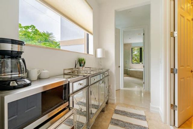 540 NE 17th Avenue, Fort Lauderdale, FL 33301 Photo