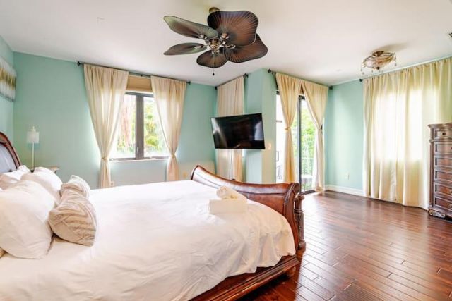 540 NE 17th Avenue, Fort Lauderdale, FL 33301 Photo