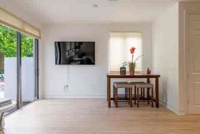 540 NE 17th Avenue, Fort Lauderdale, FL 33301 Photo