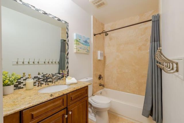 540 NE 17th Avenue, Fort Lauderdale, FL 33301 Photo