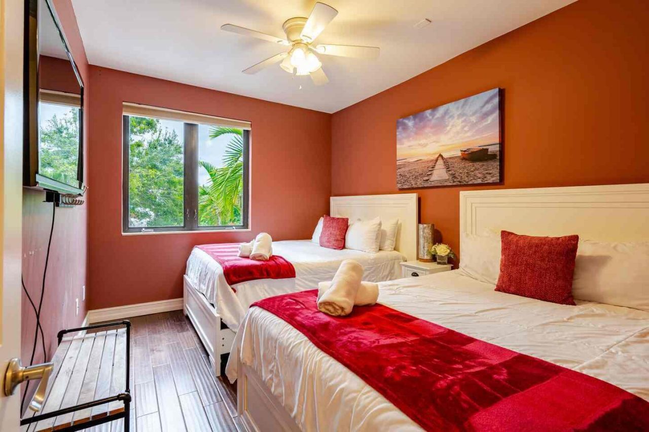 540 NE 17th Avenue, Fort Lauderdale, FL 33301 Photo