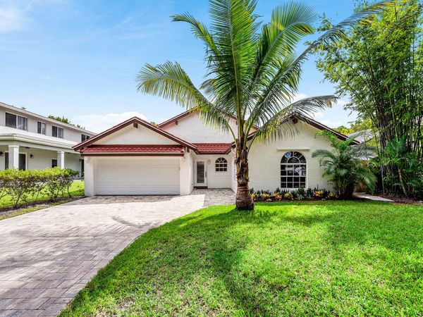 3145 W Quayside Drive, Hollywood, FL 33026
