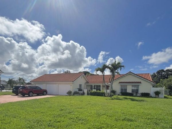 1898 SE Hanby Avenue, Port St. Lucie, FL 34952