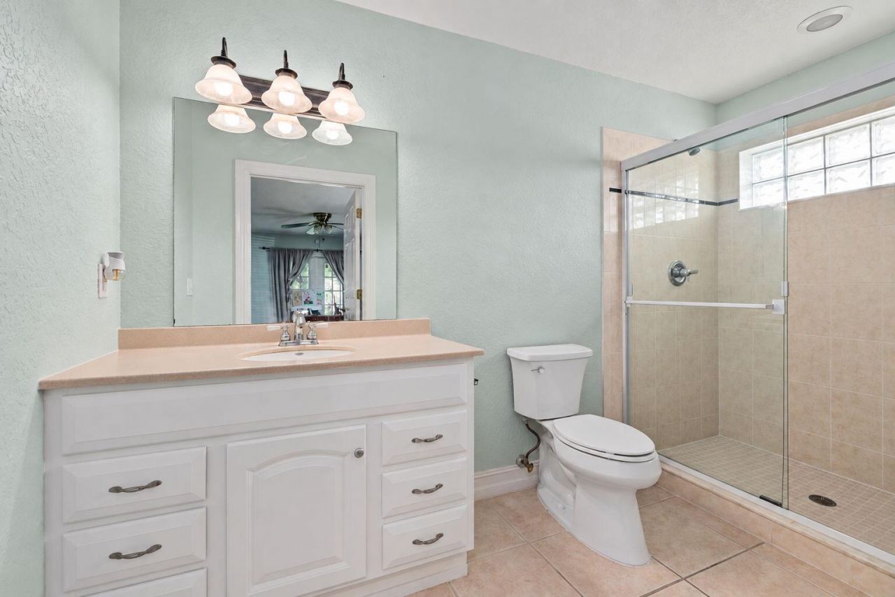 1542 S Wickham Road, Unit B, Melbourne, FL 32904 Photo
