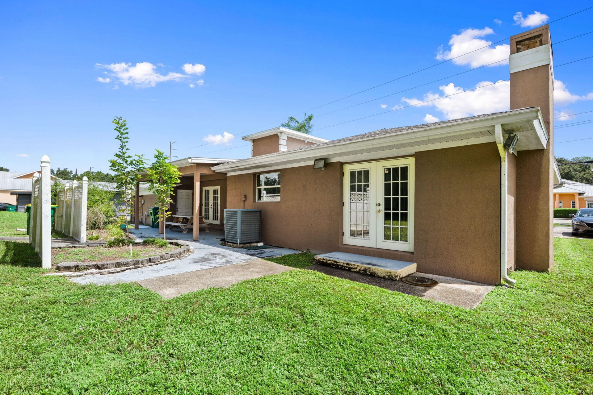 1542 S Wickham Road, Unit B, Melbourne, FL 32904 Photo