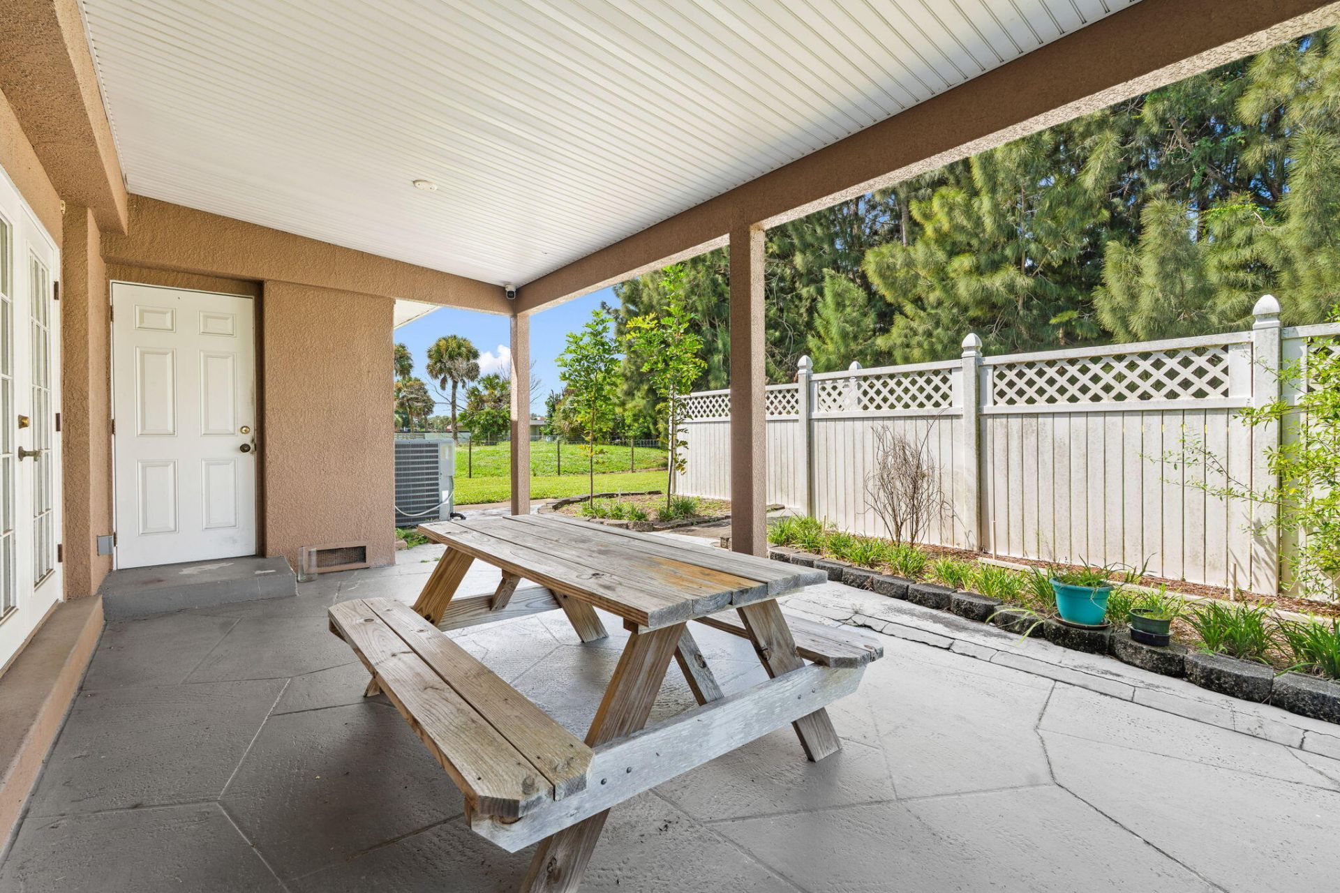 1542 S Wickham Road, Unit B, Melbourne, FL 32904 Photo