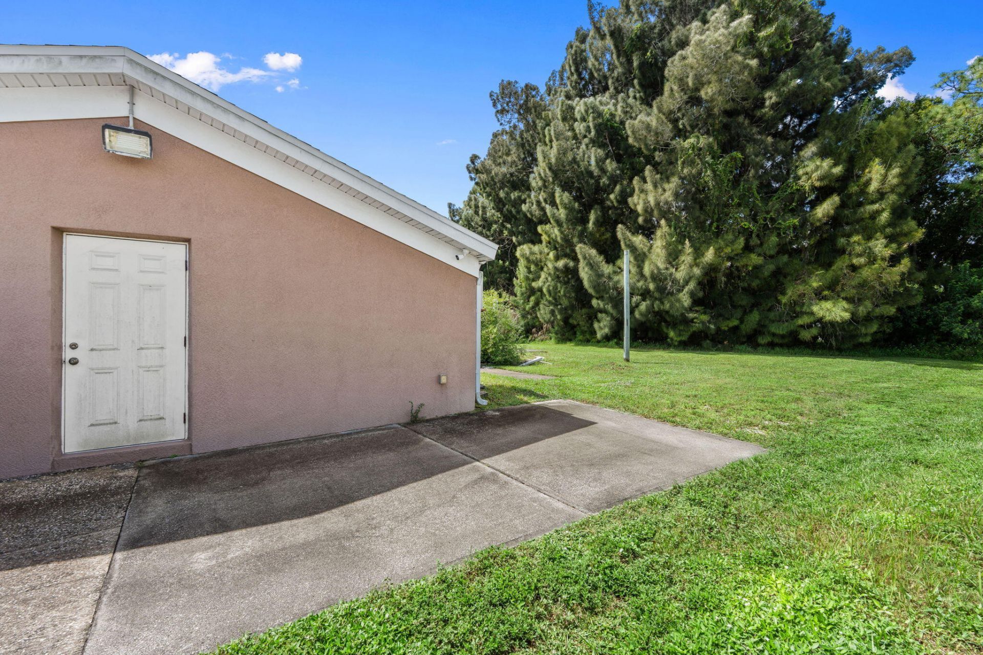 1542 S Wickham Road, Unit B, Melbourne, FL 32904 Photo
