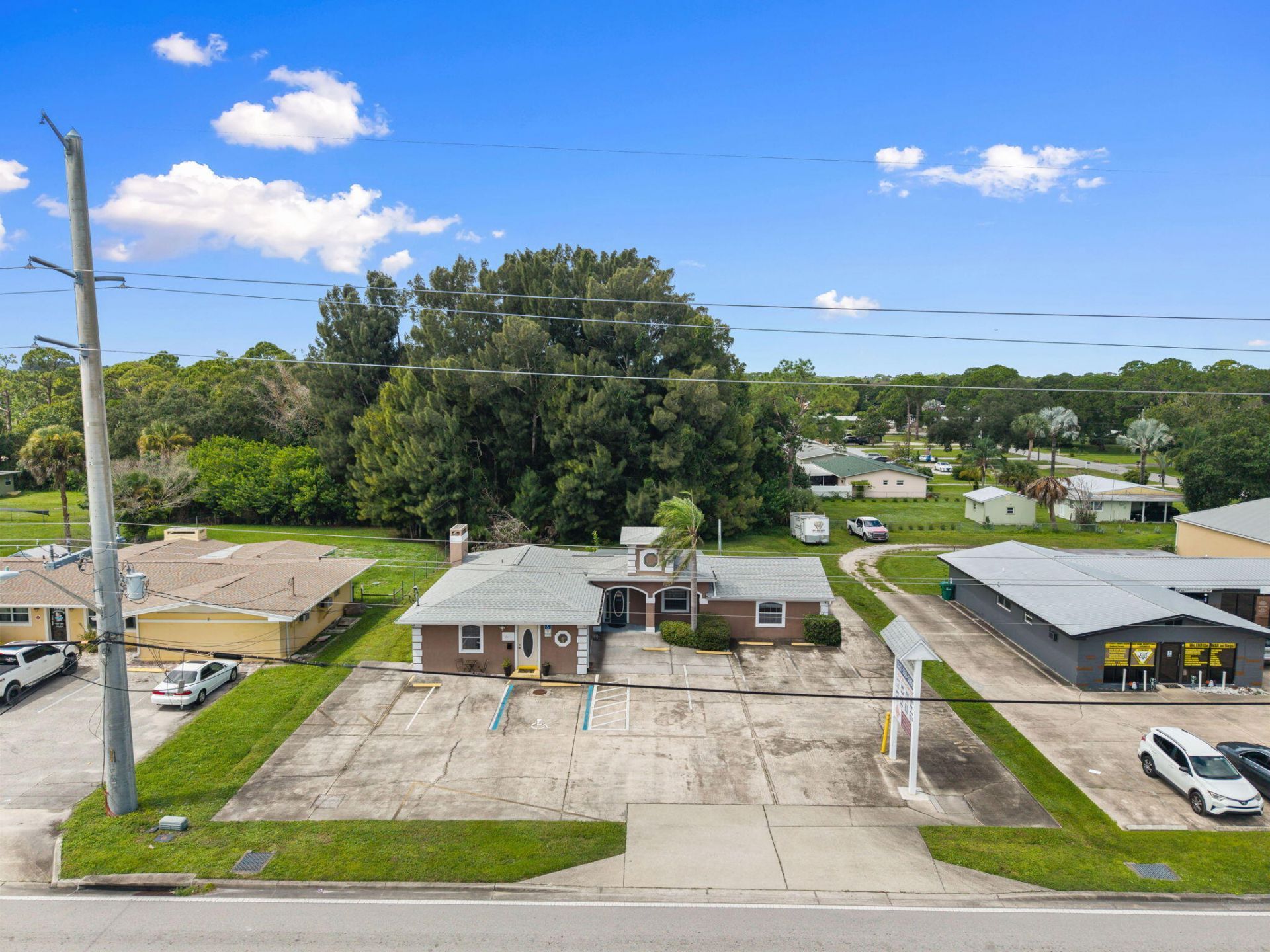 1542 S Wickham Road, Unit B, Melbourne, FL 32904 Photo