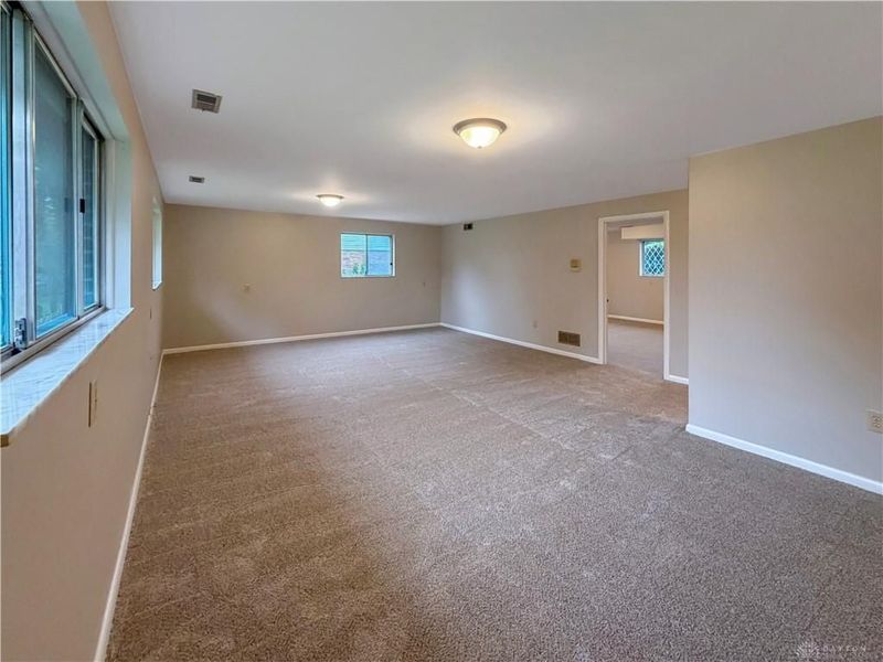841 Rockcreek Drive, Centerville, OH 45458 Photo 5