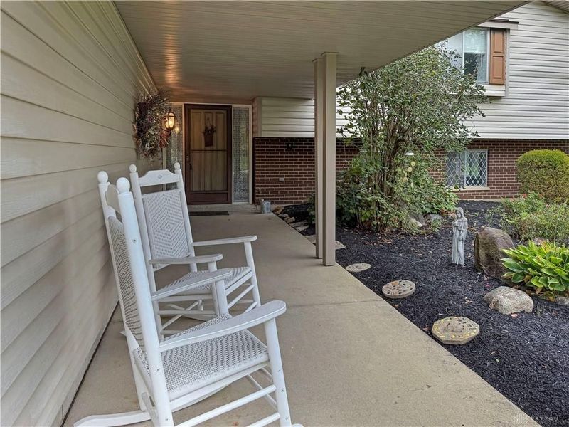 841 Rockcreek Drive, Centerville, OH 45458 Photo 6