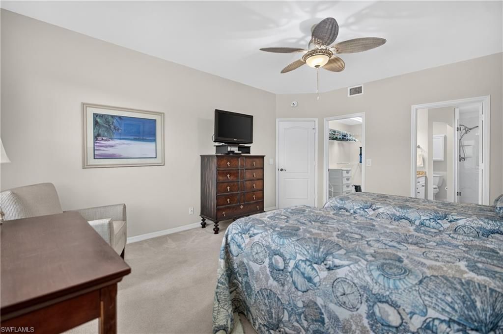 528 Lake Louise Cir, Unit 301, Naples, FL 34110 Photo