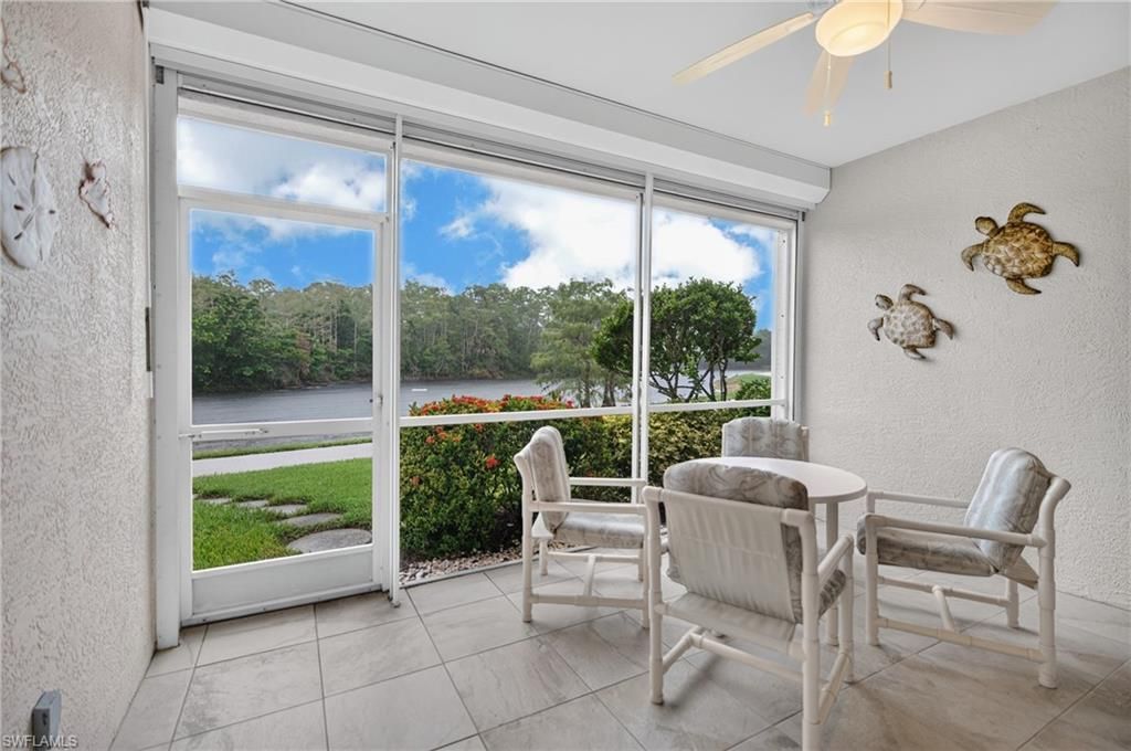 528 Lake Louise Cir, Unit 301, Naples, FL 34110 Photo