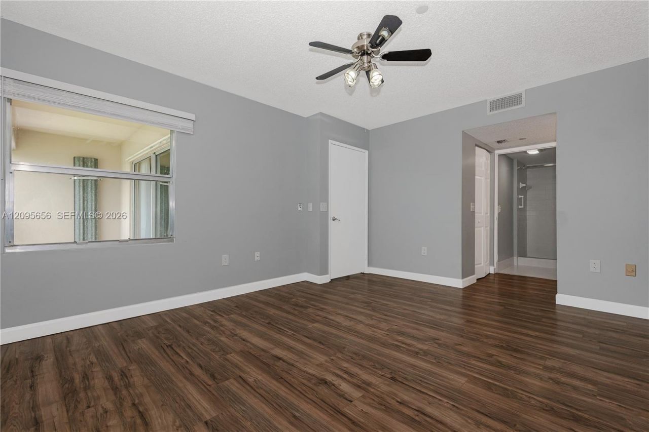550 SW 138th Ave , Unit 404K, Pembroke Pines, FL 33027 Photo