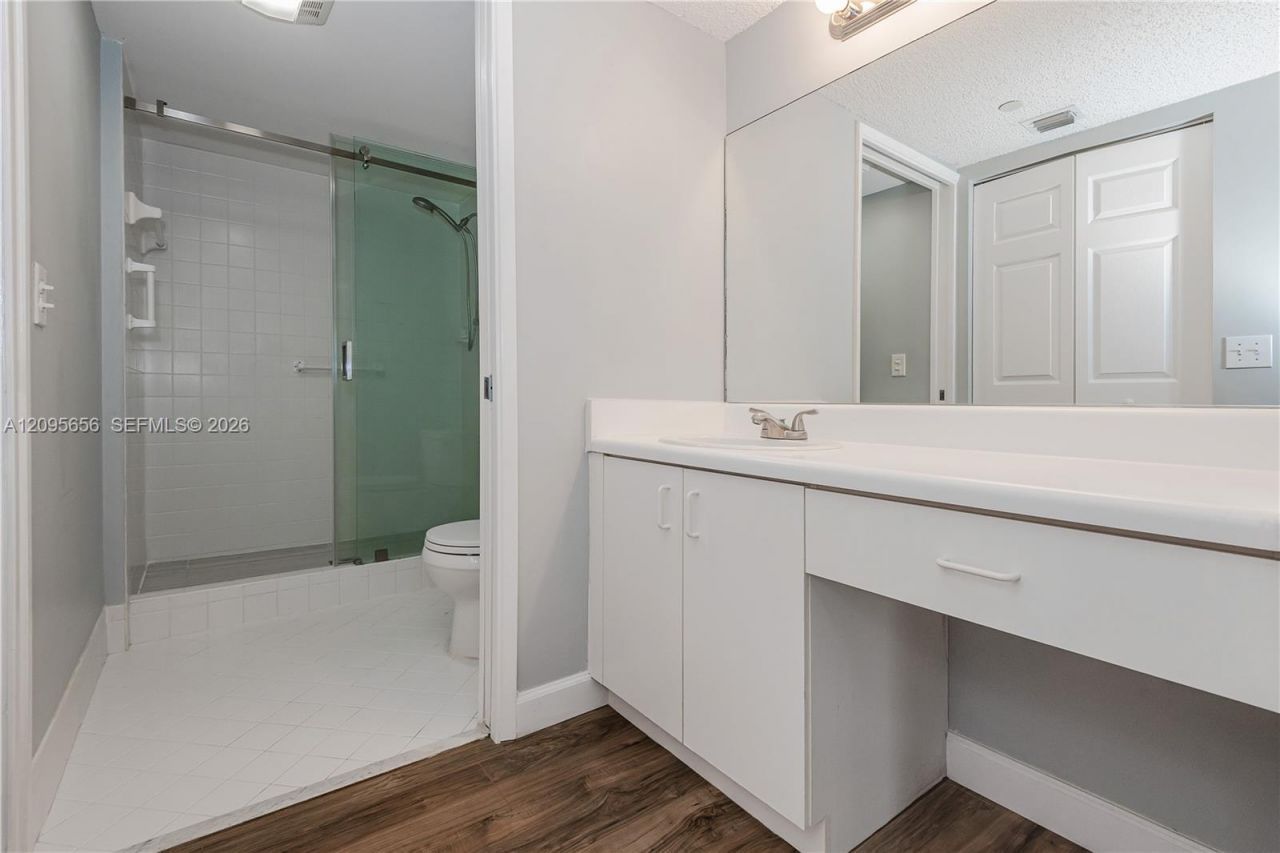 550 SW 138th Ave , Unit 404K, Pembroke Pines, FL 33027 Photo
